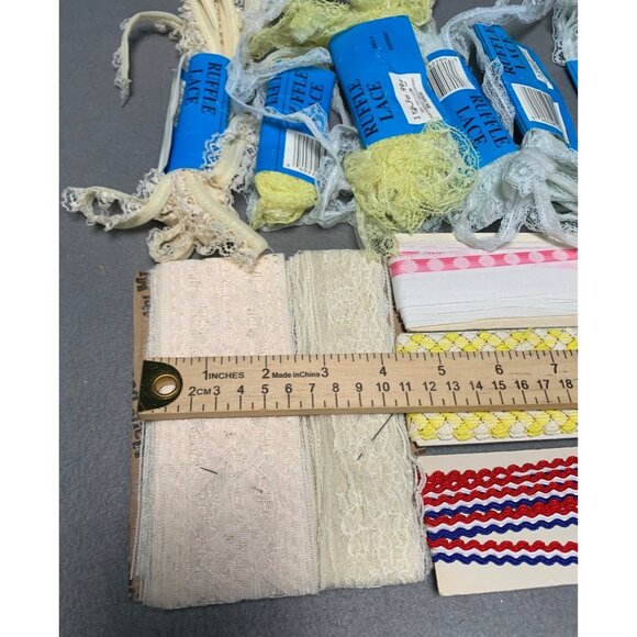 31 Yards Assorted Lace & Trim Bundle - Ruffle Lace Ric Rac Crochet Trim - Picture 7 of 8